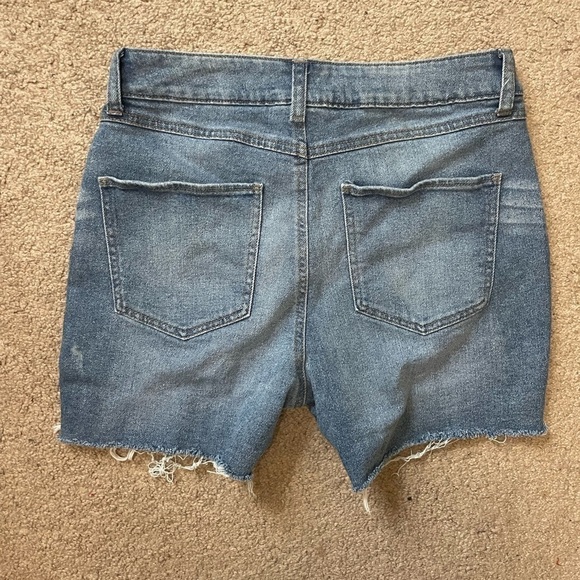 Super high rise distressed shorts by ReWash Size 9/29 - Picture 4 of 8